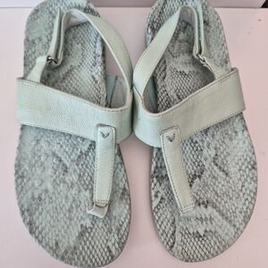 Vionic Podiatrist Design Mint Green Snake Print Sandal 7 Adjustable Velcro Strap